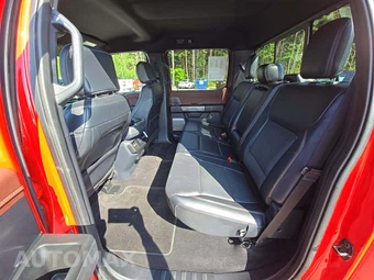 2023 Ford F-150 LARIAT Crew Cab Medium Bed - miniatura 9