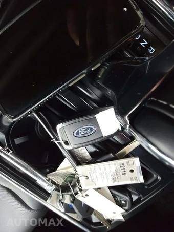 2023 Ford F-150 LARIAT Crew Cab Medium Bed - miniatura 8