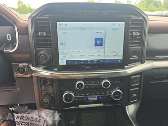 2023 Ford F-150 LARIAT Crew Cab Medium Bed - miniatura 7