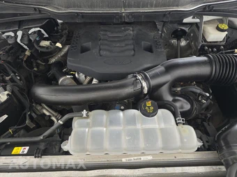 2023 Ford F-150 LARIAT Crew Cab Medium Bed - miniatura 15