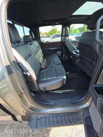 2023 Ford F-150 LARIAT Crew Cab Medium Bed - miniatura 13
