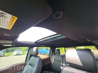 2023 Ford F-150 LARIAT Crew Cab Medium Bed - miniatura 8