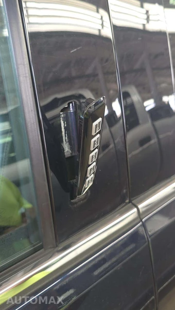2023 Ford F-150 LARIAT Crew Cab Medium Bed - miniatura 18