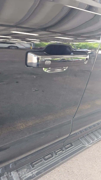 2023 Ford F-150 LARIAT Crew Cab Medium Bed - miniatura 19
