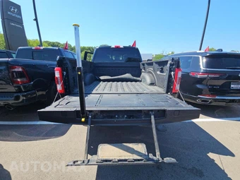 2023 Ford F-150 LARIAT Crew Cab Medium Bed - miniatura 14