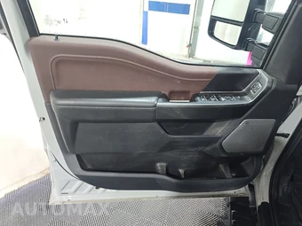 2023 Ford F-150 LARIAT Crew Cab Medium Bed - miniatura 9