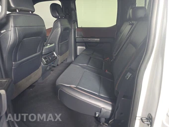 2023 Ford F-150 LARIAT Crew Cab Medium Bed - miniatura 13