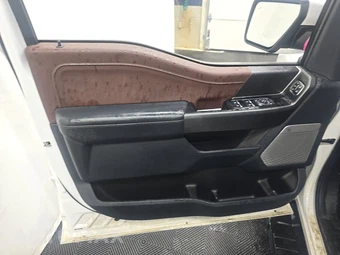 2023 Ford F-150 LARIAT Crew Cab Short Bed - miniatura 9