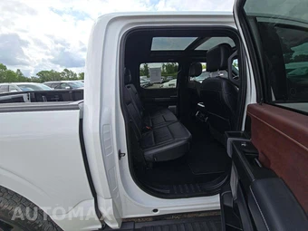 2023 Ford F-150 LARIAT Crew Cab Short Bed - miniatura 13