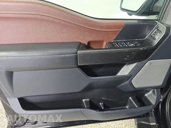 2023 Ford F-150 LARIAT Crew Cab Short Bed - miniatura 9