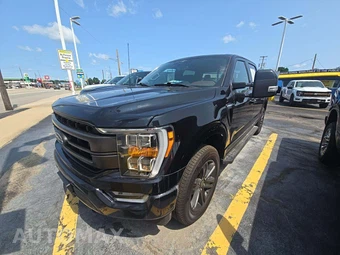 2023 Ford F-150 LARIAT Crew Cab Short Bed