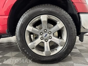 2023 Ford F-150 LARIAT Crew Cab Short Bed - miniatura 48