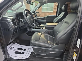 2023 Ford F-150 LARIAT Crew Cab Short Bed - miniatura 7
