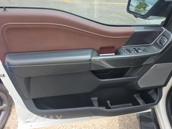 2023 Ford F-150 LARIAT Crew Cab Short Bed - miniatura 9