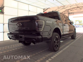 2023 Ford F-150 LARIAT Crew Cab Short Bed - miniatura 4