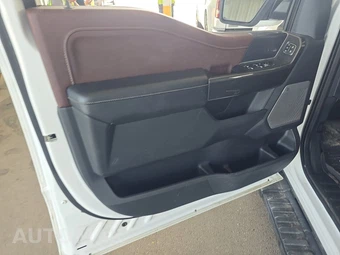 2023 Ford F-150 LARIAT Crew Cab Short Bed - miniatura 9