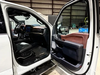 2023 Ford F-150 LARIAT Crew Cab Short Bed - miniatura 25