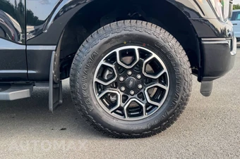 2023 Ford F-150 LARIAT Crew Cab Short Bed - miniatura 11