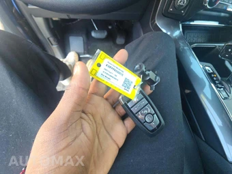 2023 Ford F-150 LARIAT Crew Cab Short Bed - miniatura 8