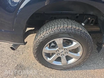 2023 Ford F-150 LARIAT Crew Cab Short Bed - miniatura 10