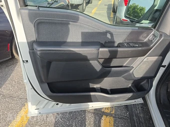 2023 Ford F-150 LARIAT Crew Cab Short Bed - miniatura 31