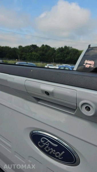 2023 Ford F-150 LARIAT Crew Cab Short Bed - miniatura 17