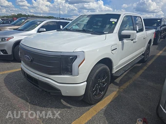 2023 Ford F-150 Lightning LARIAT Crew Cab Short Bed