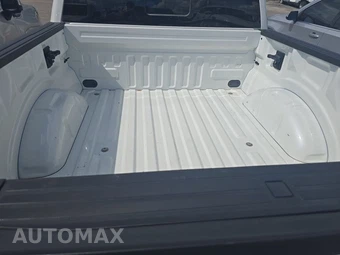 2023 Ford F-150 Lightning LARIAT Crew Cab Short Bed - miniatura 11