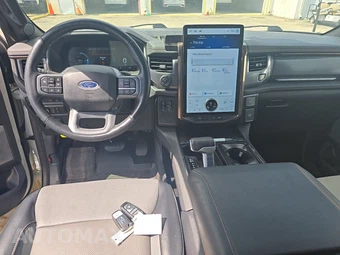 2023 Ford F-150 Lightning LARIAT Crew Cab Short Bed - miniatura 6