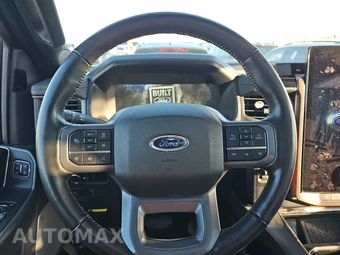 2023 Ford F-150 Lightning LARIAT Crew Cab Short Bed - miniatura 10