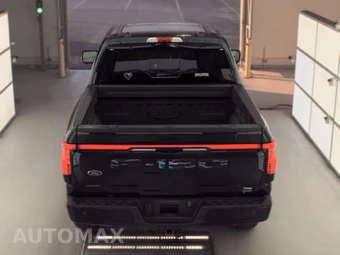 2023 Ford F-150 Lightning LARIAT Crew Cab Short Bed - miniatura 5