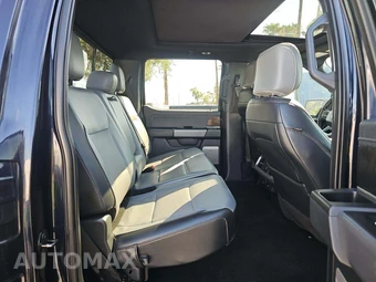 2023 Ford F-150 Lightning LARIAT Crew Cab Short Bed - miniatura 16