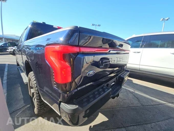 2023 Ford F-150 Lightning LARIAT Crew Cab Short Bed - miniatura 2