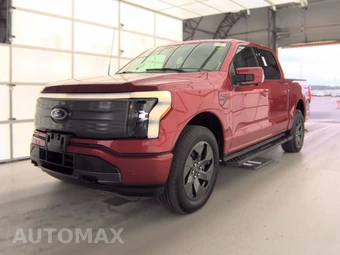 2023 Ford F-150 Lightning LARIAT Crew Cab Short Bed