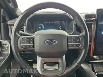2023 Ford F-150 Lightning LARIAT Crew Cab Short Bed - miniatura 10