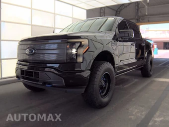 2023 Ford F-150 Lightning LARIAT Crew Cab Short Bed
