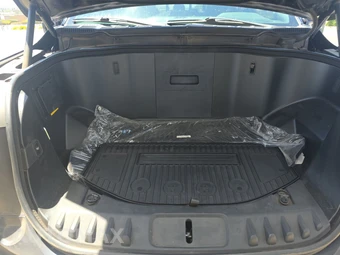 2023 Ford F-150 Lightning LARIAT Crew Cab Short Bed - miniatura 15