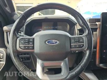 2023 Ford F-150 Lightning LARIAT Crew Cab Short Bed - miniatura 10
