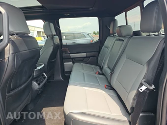 2023 Ford F-150 Lightning LARIAT Crew Cab Short Bed - miniatura 13