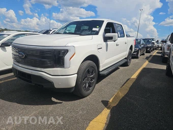 2023 Ford F-150 Lightning LARIAT Crew Cab Short Bed