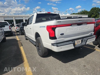 2023 Ford F-150 Lightning LARIAT Crew Cab Short Bed - miniatura 2