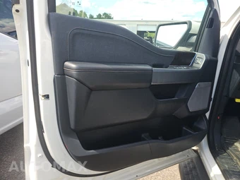 2023 Ford F-150 Lightning LARIAT Crew Cab Short Bed - miniatura 21