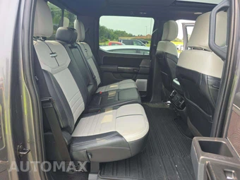 2023 Ford F-150 Lightning PLATINUM Crew Cab Short Bed - miniatura 17