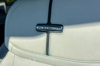 2023 Ford F-150 Lightning PLATINUM Crew Cab Short Bed - miniatura 31