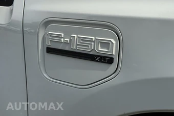 2023 Ford F-150 Lightning XLT Crew Cab Short Bed - miniatura 11