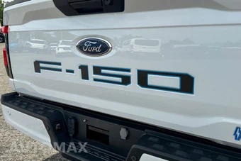 2023 Ford F-150 Lightning XLT Crew Cab Short Bed - miniatura 21