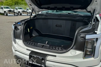 2023 Ford F-150 Lightning XLT Crew Cab Short Bed - miniatura 9