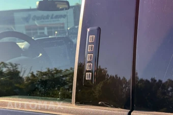 2023 Ford F-150 Lightning XLT Crew Cab Short Bed - miniatura 23