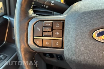2023 Ford F-150 Lightning XLT Crew Cab Short Bed - miniatura 30