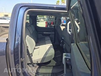 2023 Ford F-150 Lightning XLT Crew Cab Short Bed - miniatura 17